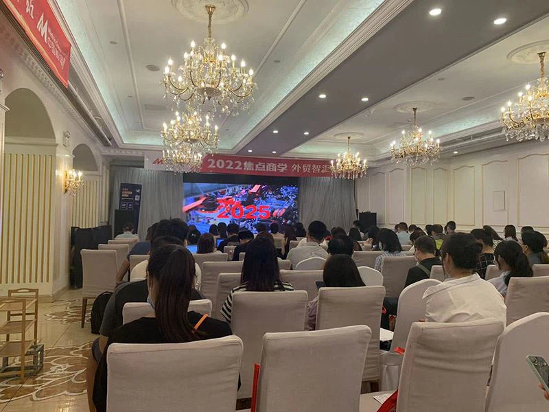 Assistiu a una reunió organitzada per Made in China